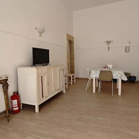 Casa Marilena Санникола