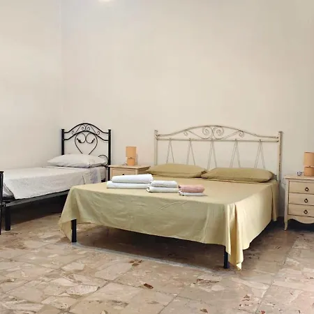 Casa Marilena Санникола